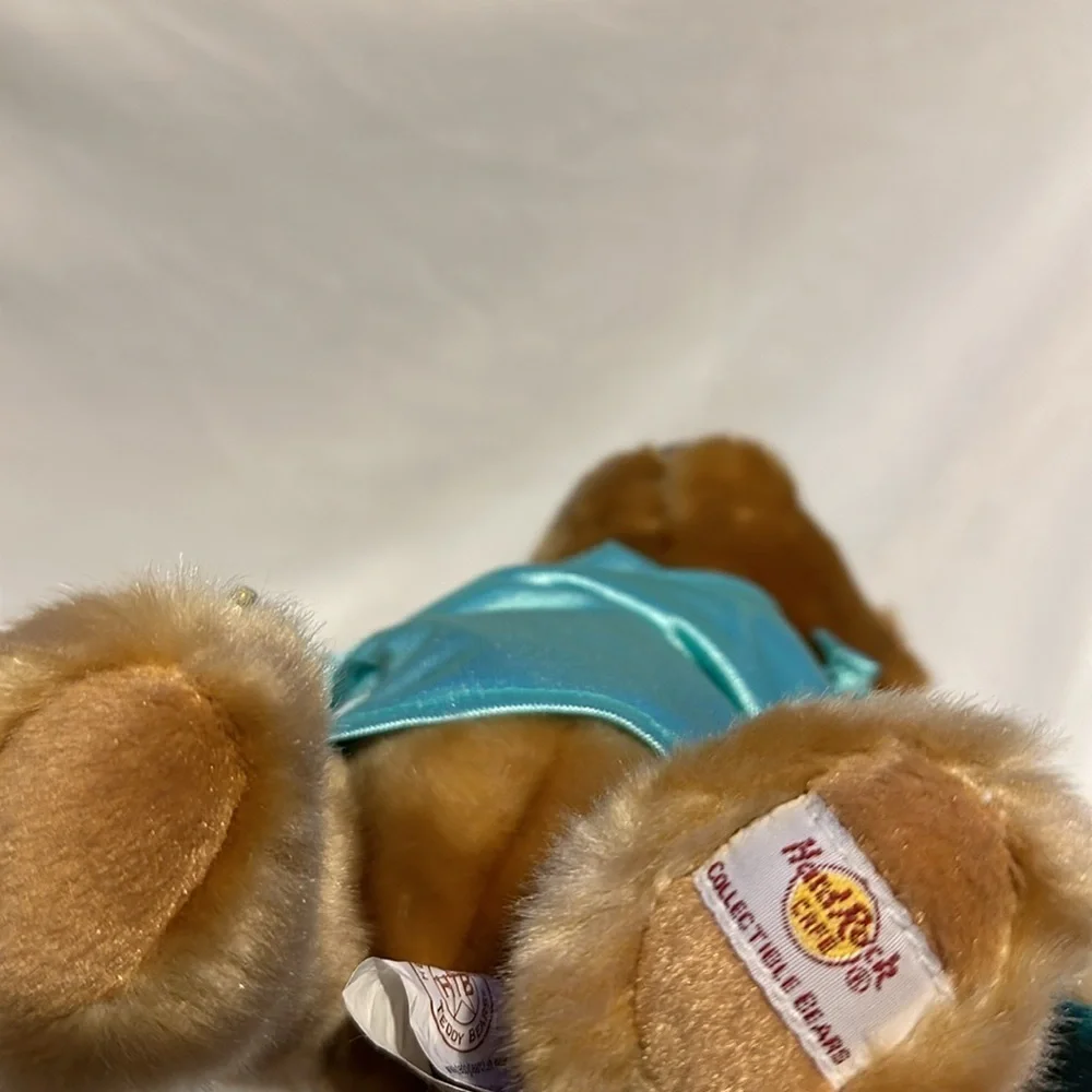 NWT Hard Rock Cafe New York Limited Edition Herrington Teddy Bear Statue